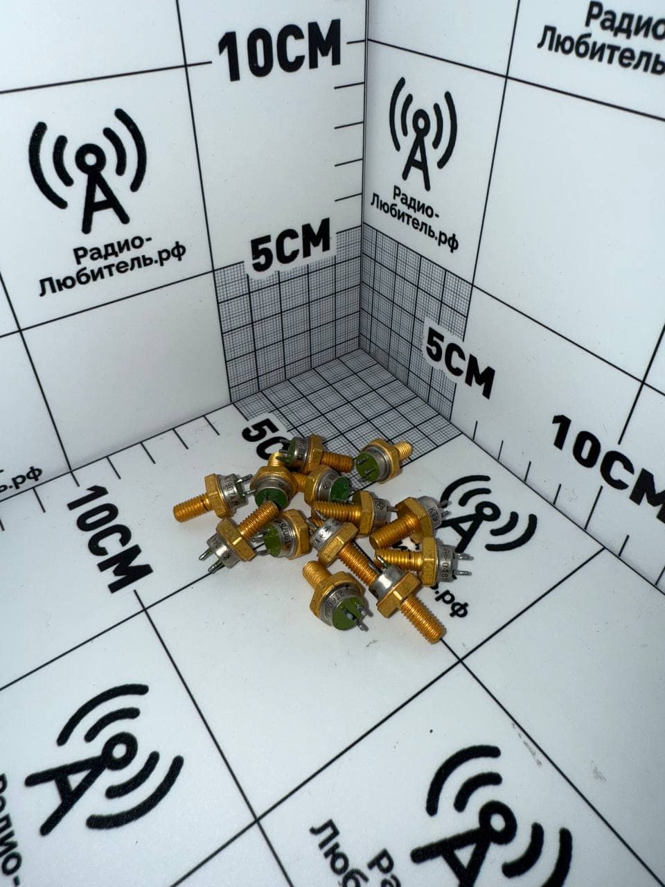 КТ907А, КТ907Б